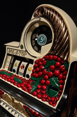 repair antique slot machine